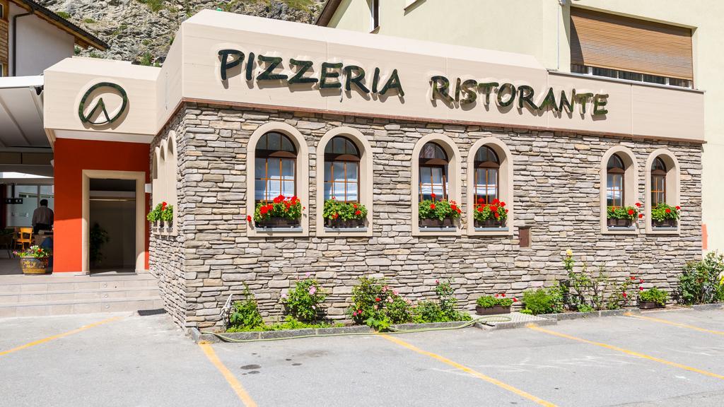 Hotel-Restaurant Ackersand Esterno foto
